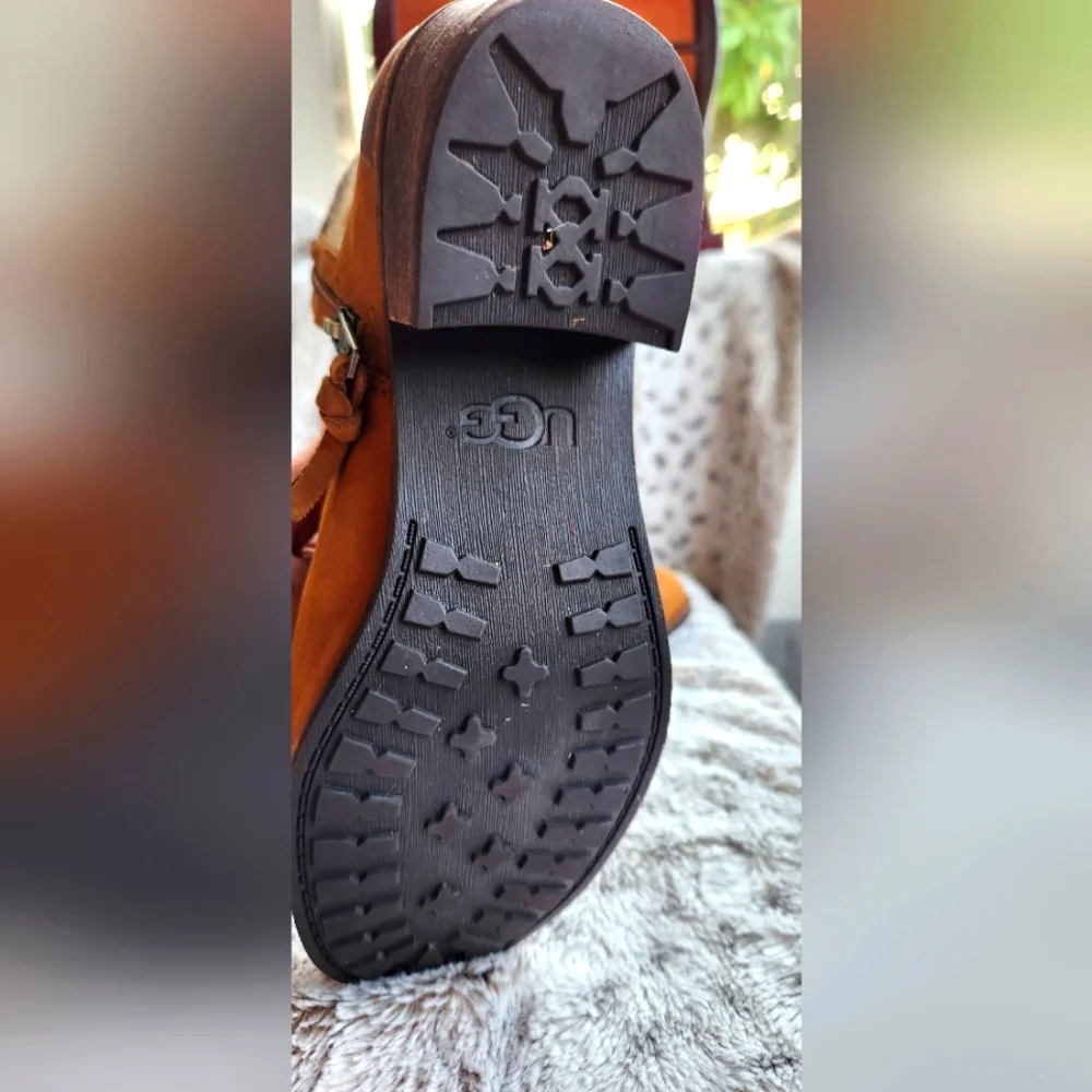 Ugg Pendleton ankle boots size 7.5 - Picture 9 of 16